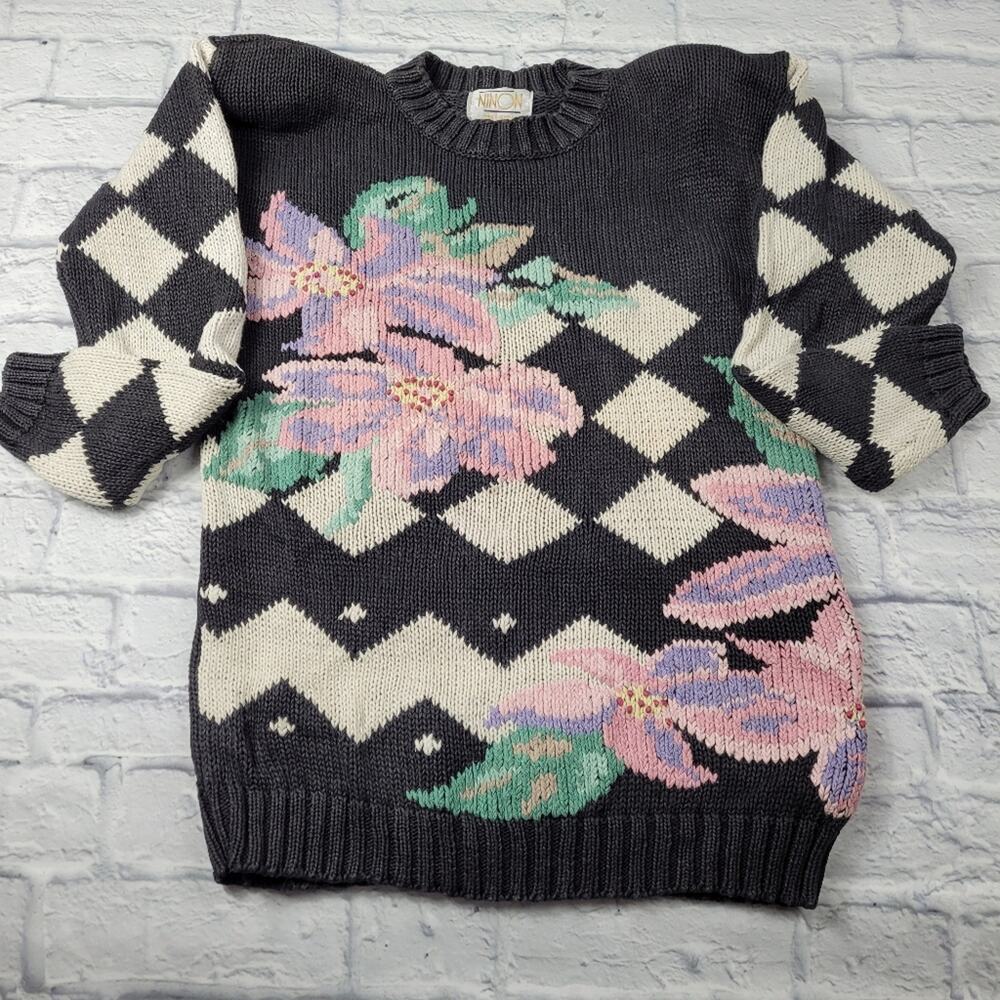 Vintage Ninon de Lenclos Floral Embroidered Harlequin Sleeve Sweater size Small
